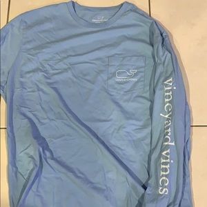 *Never worn* Light blue vineyard vines shirt